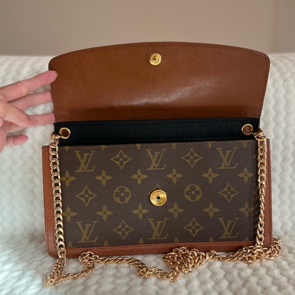 Louis Vuitton pochete dame clutch. - Picture 9 of 13